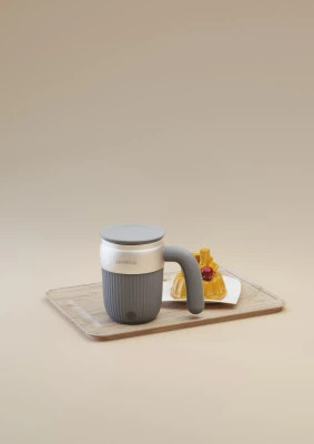 تراول ماگ هوشمند همزن دار لپرسو مدل Stirring Mug