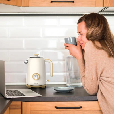 کتری برقی گرین لاین مدل Classic Kettle ظرفیت ۱.۷ لیتر